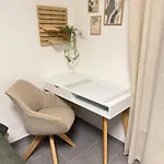 Komfort-apartment Fuer Geschaefts- & Staedtereisen