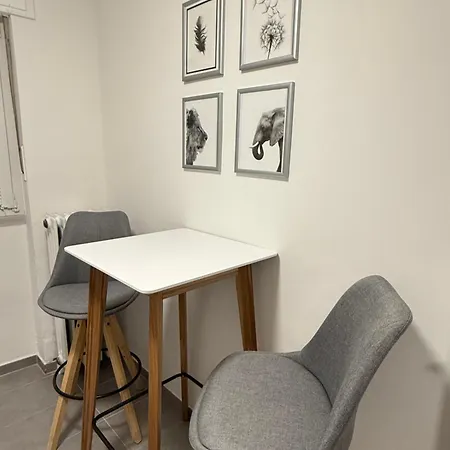 Komfort-apartment Fuer Geschaefts- & Staedtereisen 埃森