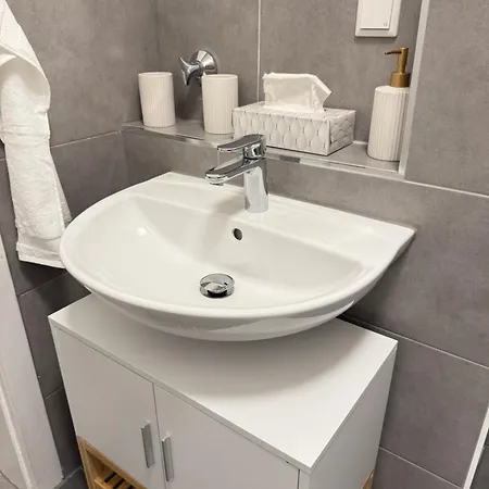 Komfort-apartment Fuer Geschaefts- & Staedtereisen * エッセン