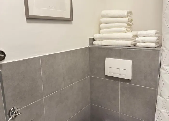 Apartman Komfort-apartment Fuer Geschaefts- & Staedtereisen