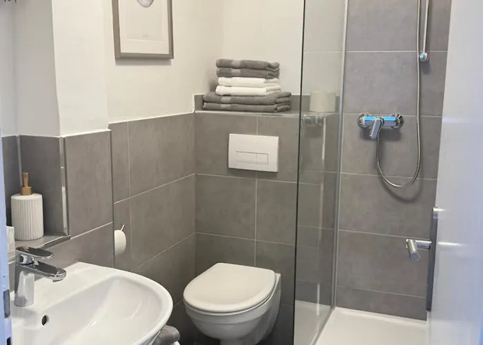 Komfort-apartment Fuer Geschaefts- & Staedtereisen Έσσεν